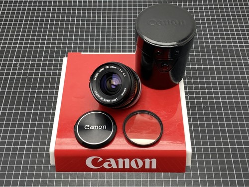 Canon 28mm c - f/2,8, ✅